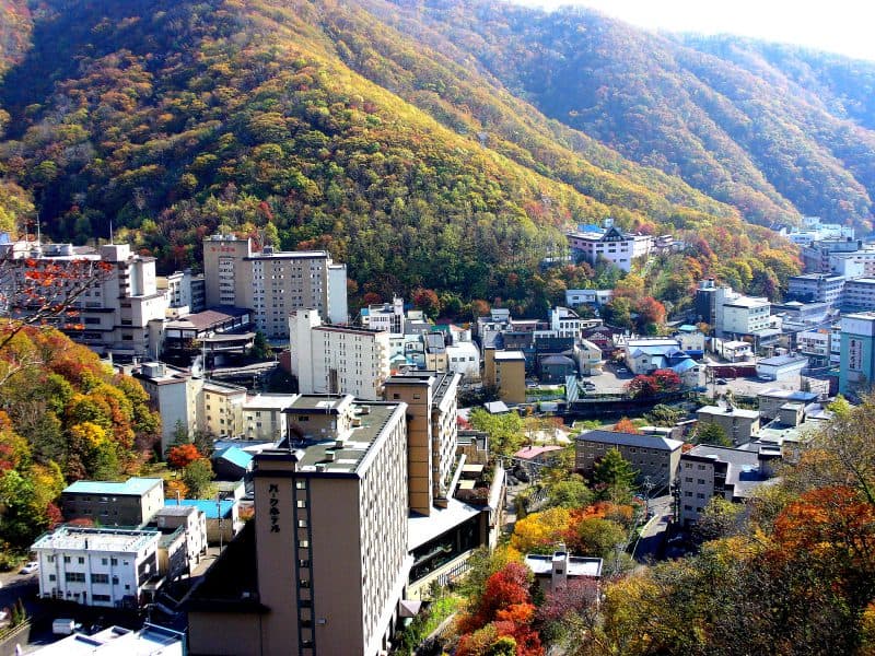 Noboribetsu - Lake Toya Tour