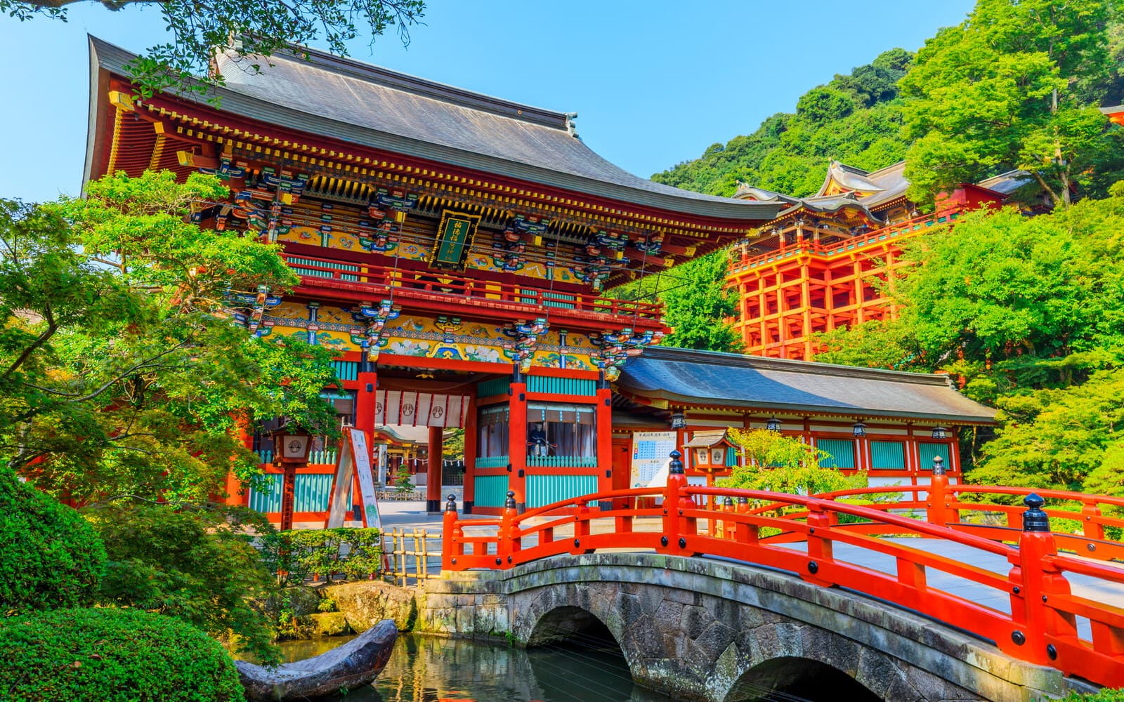 Yutoku Inari Shrine